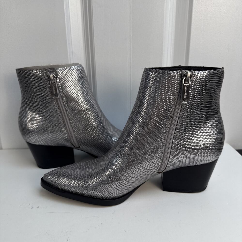 Calvin Klein Womens Narice Varnished Lizard Silver Pointed Toe Booties 5.5 M NWB - Picture 6 of 9
